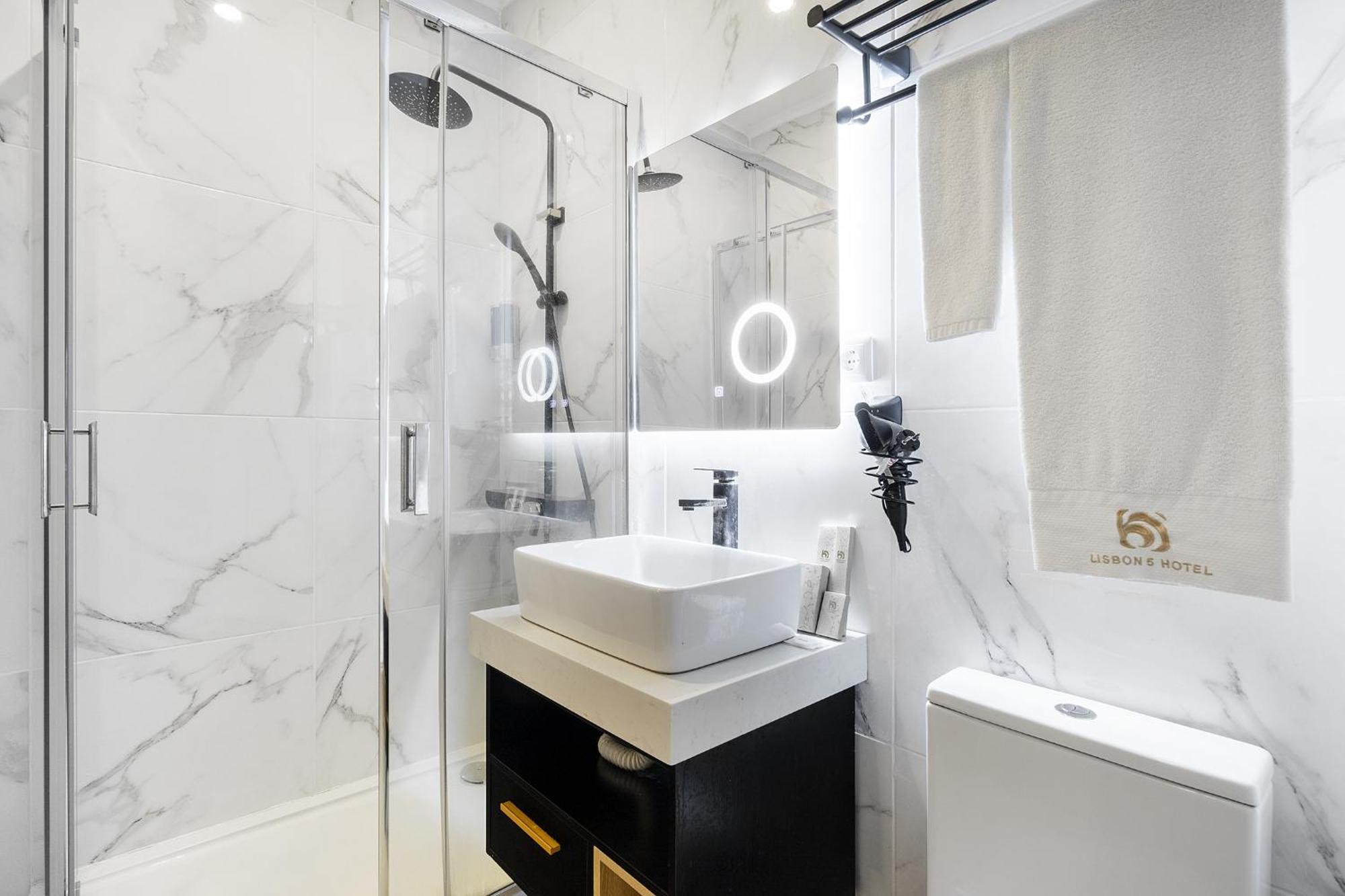 Lisbon 5 Hotel Bagian luar foto